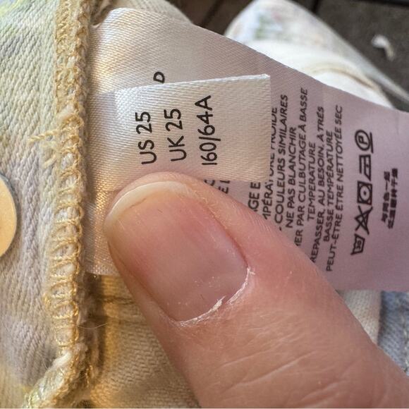 Pilcro Anthropologie Cut Off Denim Short Overalls Womens 25 Pastel Beachy Jean - Picture 9 of 12